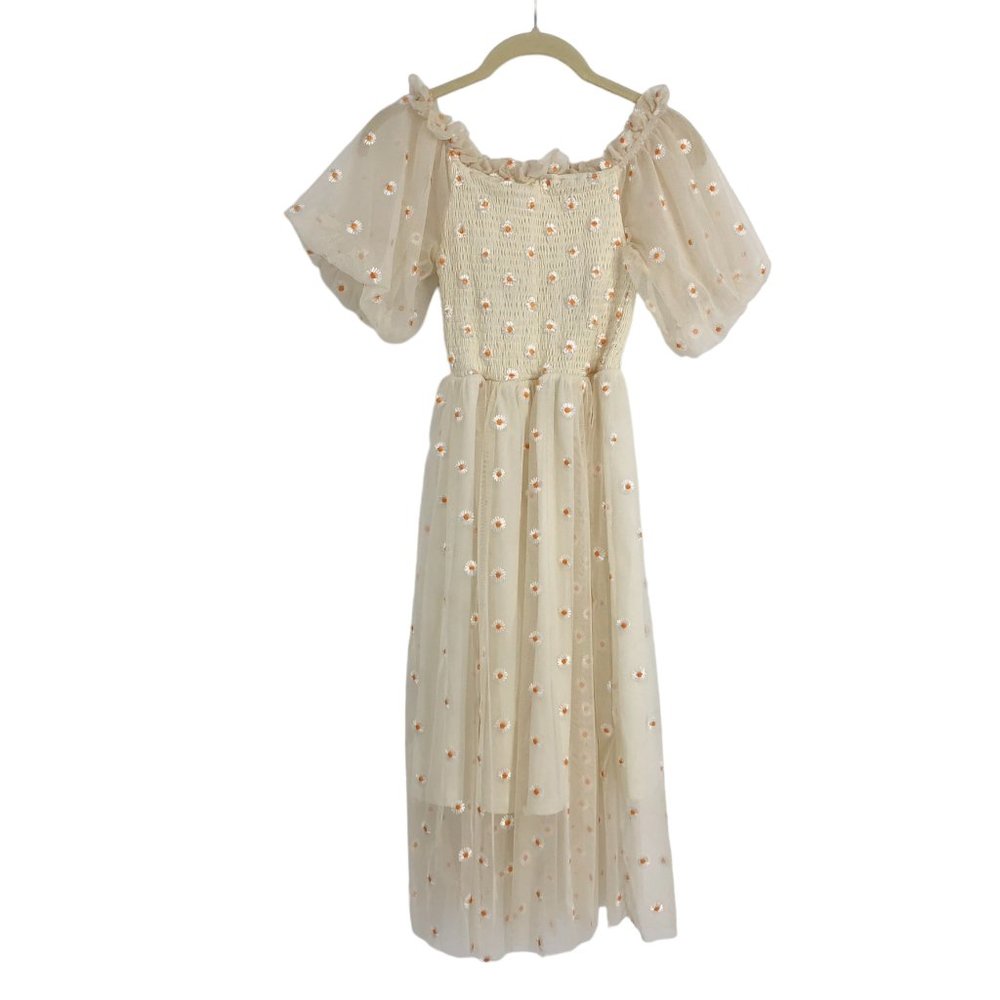 Ivory Puff Sleeve Tulle Mesh Smocked Chest Daisy Embroidered Dress - Picture 2 of 15